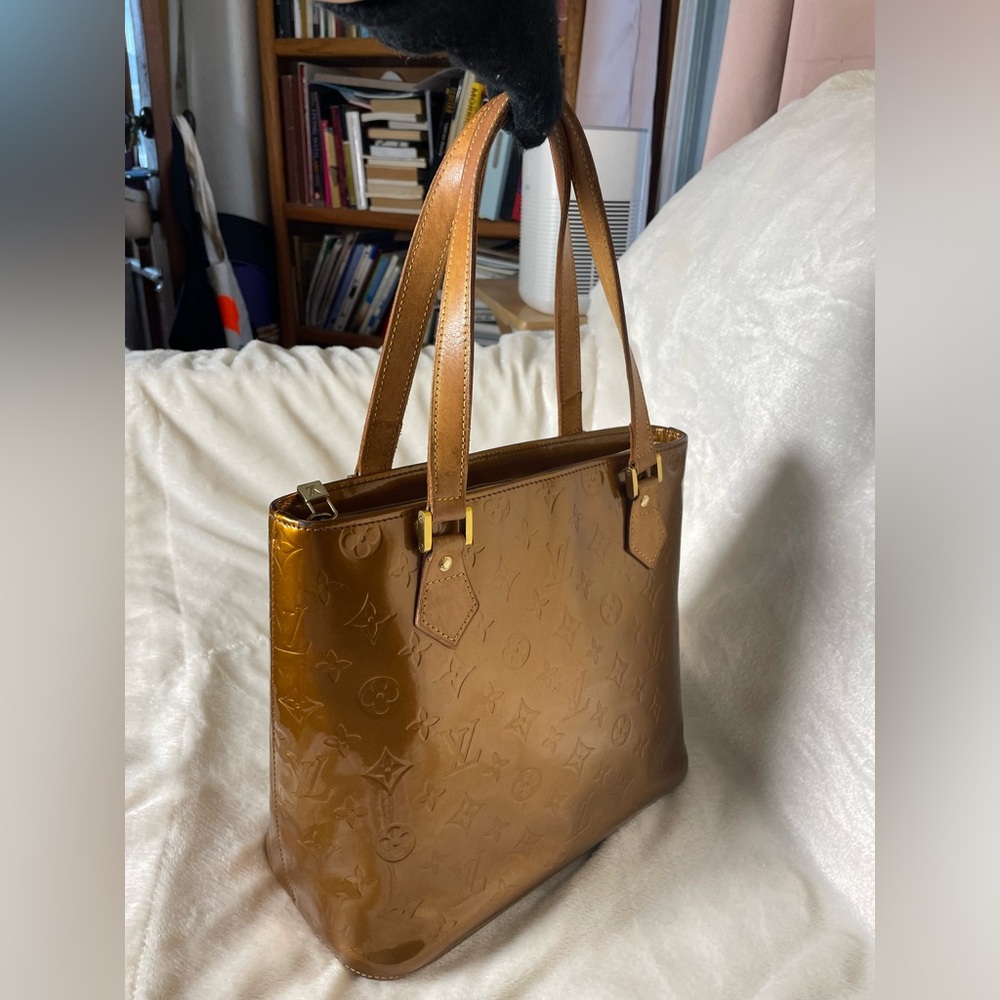 Louis Vuitton Vernis Monogram Houston Shoulder Bag - Bronze